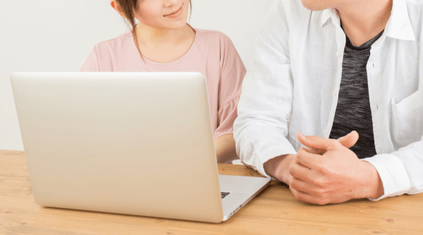 信用情報の回復と新しい生活をイメージする相談者