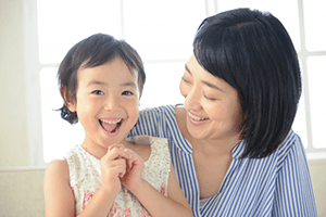 安心する親子