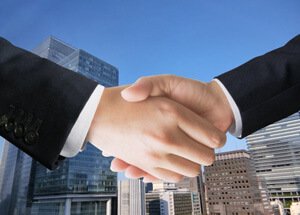 金融機関も推奨