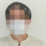 千田様をイメージしたモザイクの入った男性の顔写真