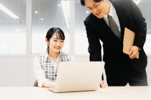 エイミックスの営業事務採用情報