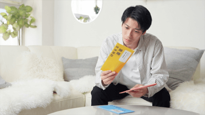 督促状が2通届いているイメージ